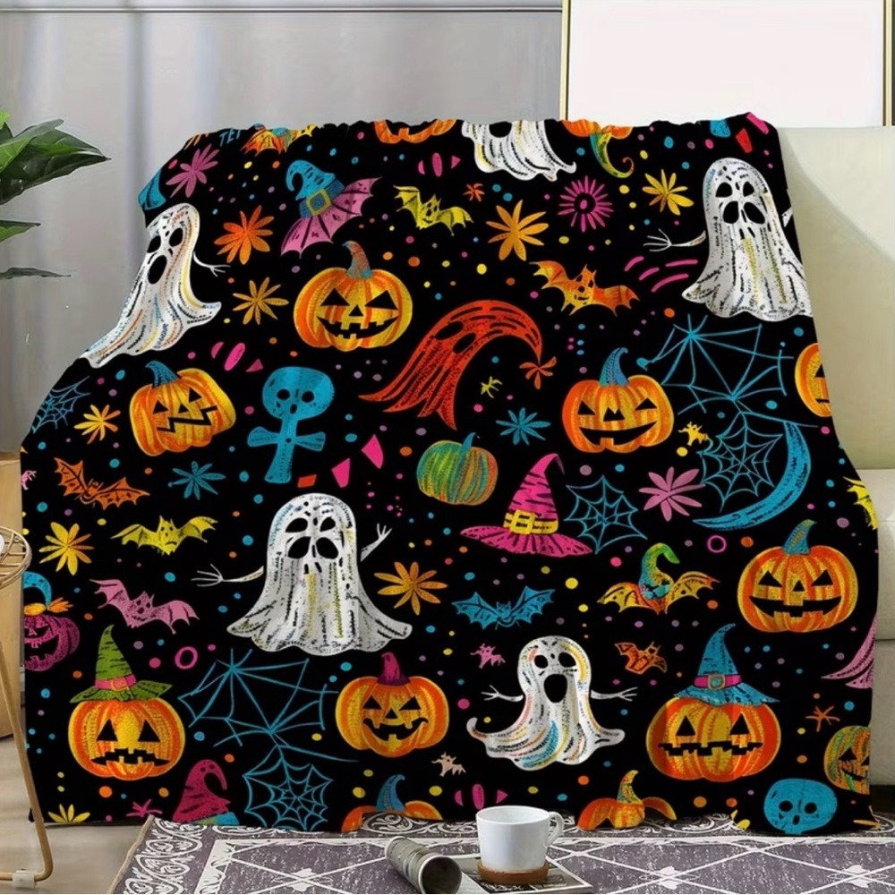 Halloween Flannel Blanket with Cute Pumpkins and Ghosts Spooky Print